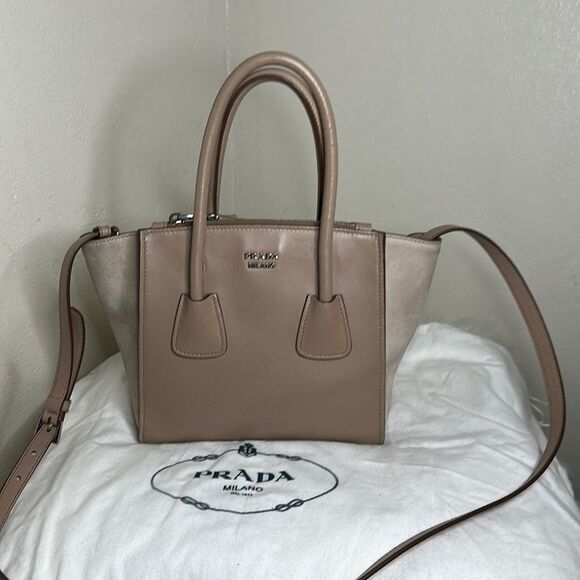 💯Authentic Prada Handbag Two-way🍀 - Picture 1 of 13